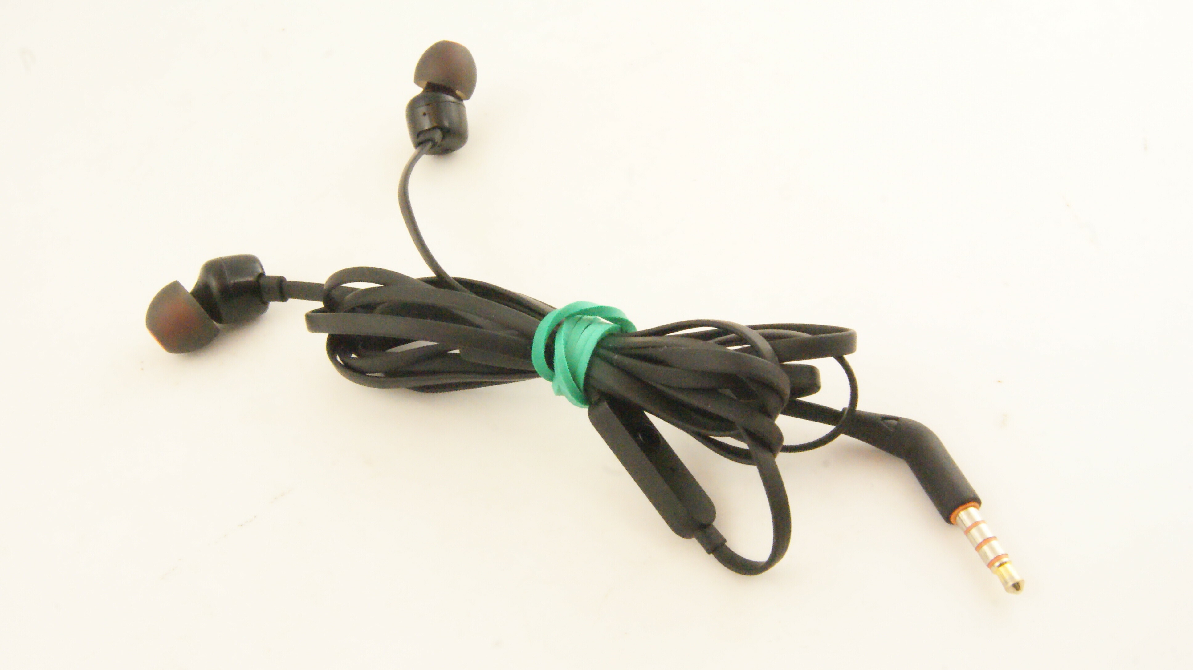 SŁUCHAWKI JBL C16 PRZEWODOWE DOUSZNE Przewodowe Loombard.pl