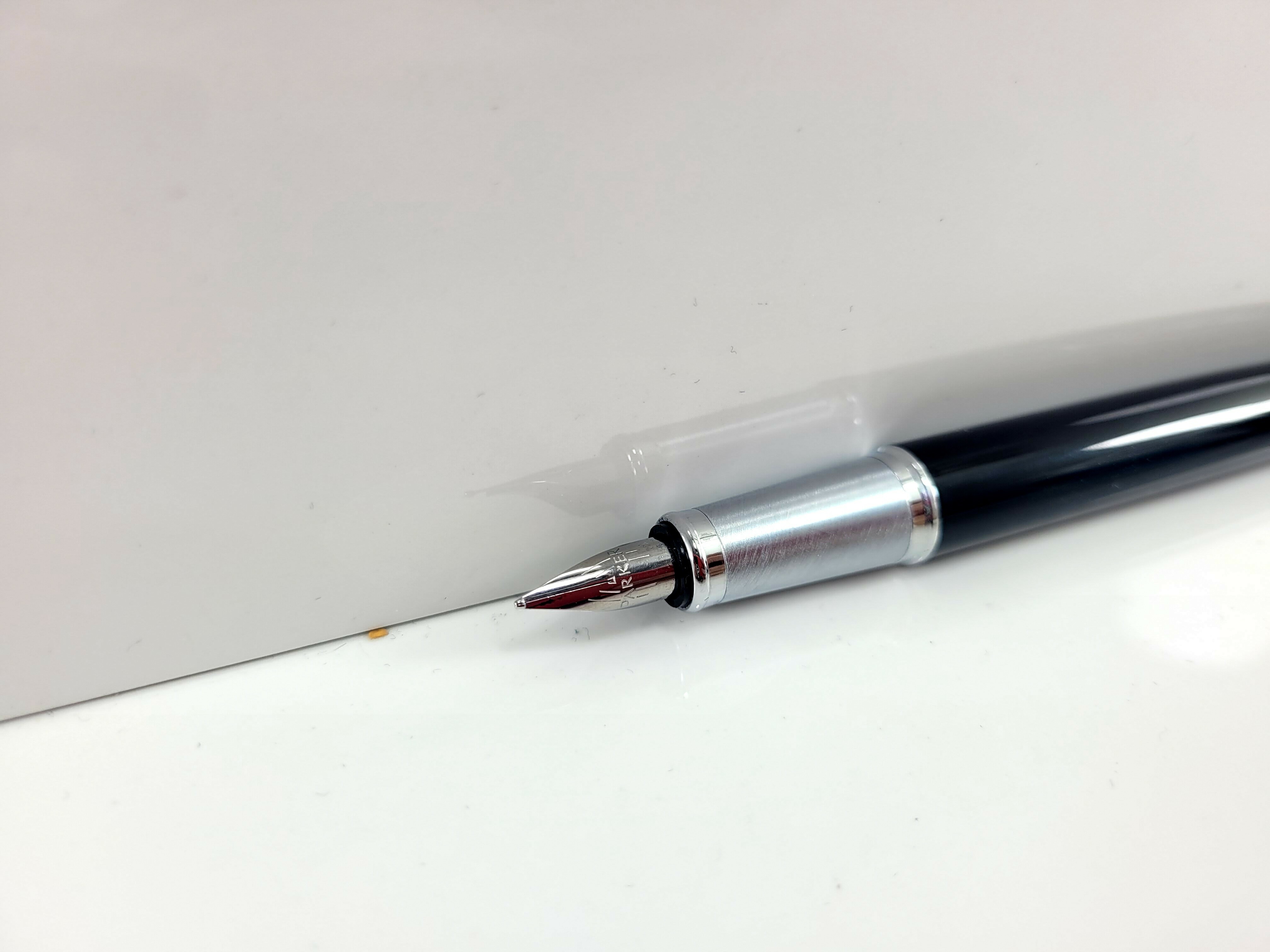 dlugopis-i-pioro-balmain-i-parker-opis-marka-parker