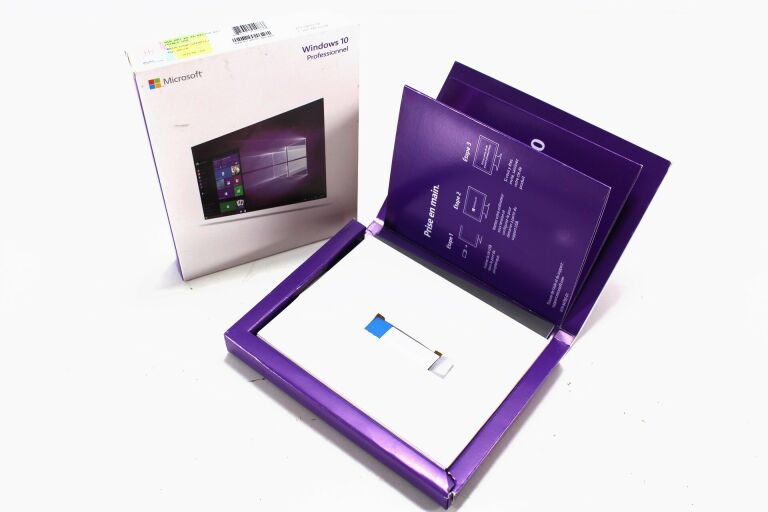 WINDOWS 10 PRO 64 BIT FRENCH COEM X20-00812