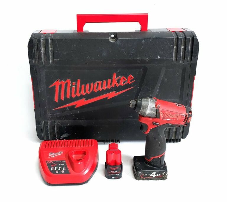 ZAKRĘTARKA UDAROWA MILWAUKEE M12 CID KOMPLET