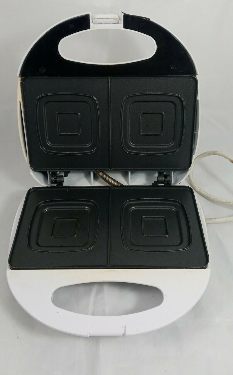 opiekacz-food-expert-bialy-sm-5184-750w-bn-stan-uzywany