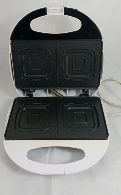 opiekacz-food-expert-bialy-sm-5184-750w-bn-stan-uzywany