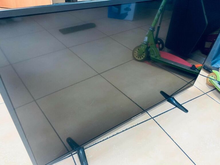TELEWIZOR MANTA 43LUS68L OPIS