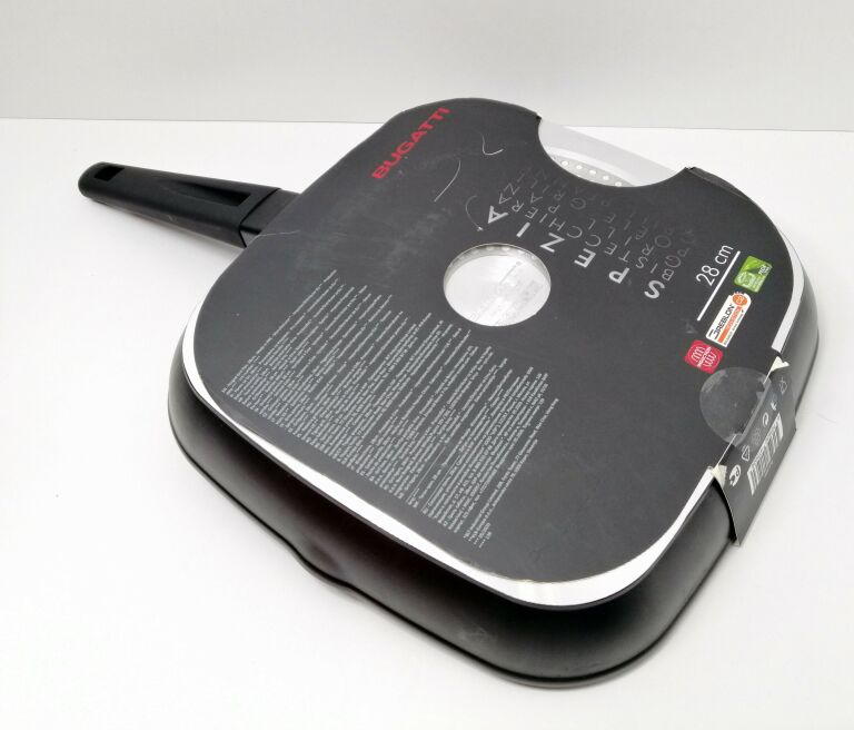 porzadna-patelnia-grilowa-bugatti-spezia-28-cm-ean-8020178003629