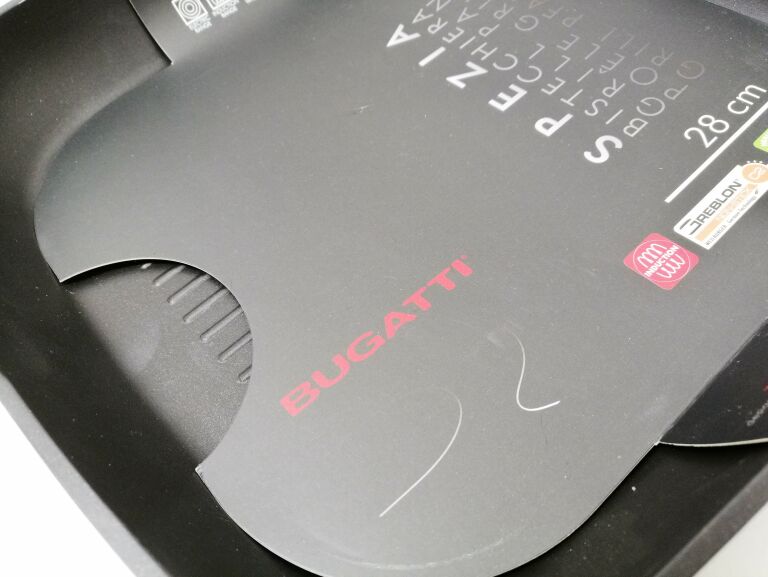 porzadna-patelnia-grilowa-bugatti-spezia-28-cm-rodzaj-grillowa