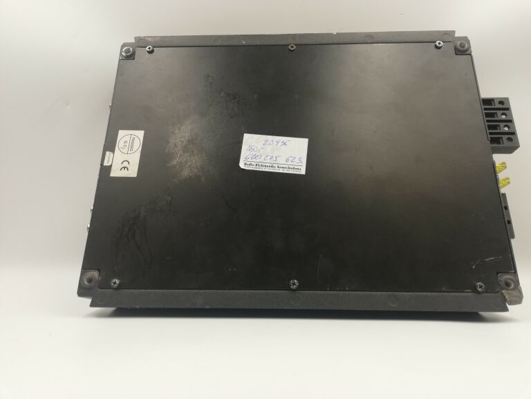 WZMACNIACZ SAMOCHODOWY JBL GT5-A604