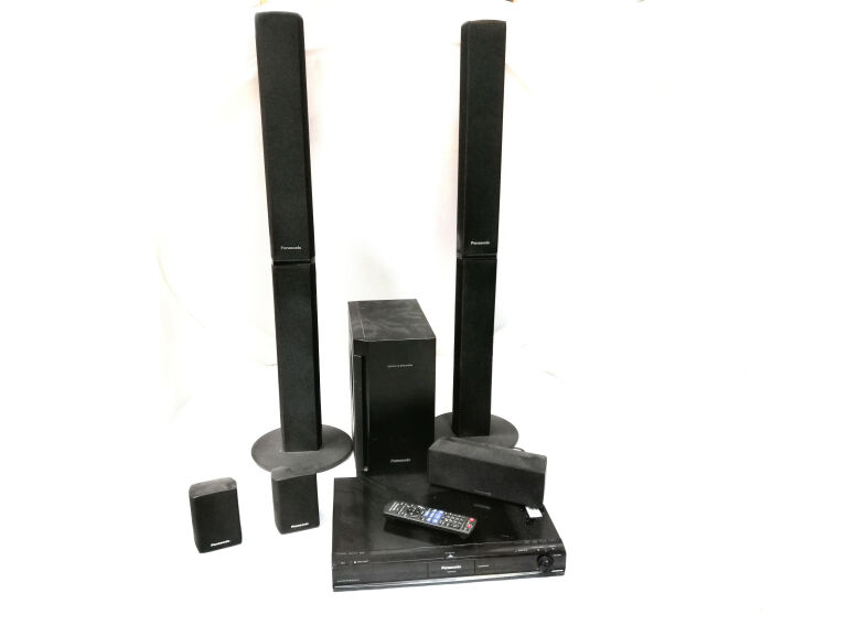 KINO DOMOWE PANASONIC SA-PT570