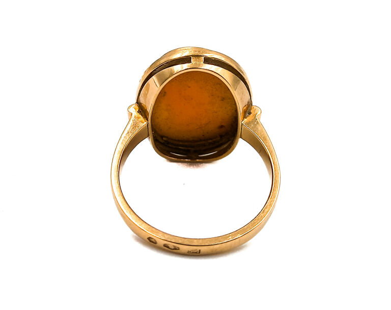 wyrob-jubilerski-uzywany-pierscionek-kamea-marka-inna-marka