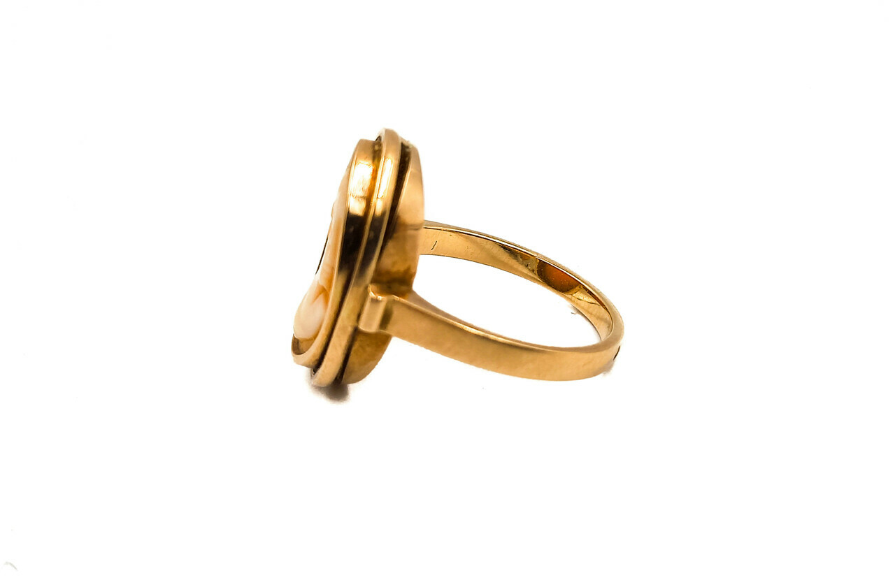 wyrob-jubilerski-uzywany-pierscionek-kamea-stan-uzywany