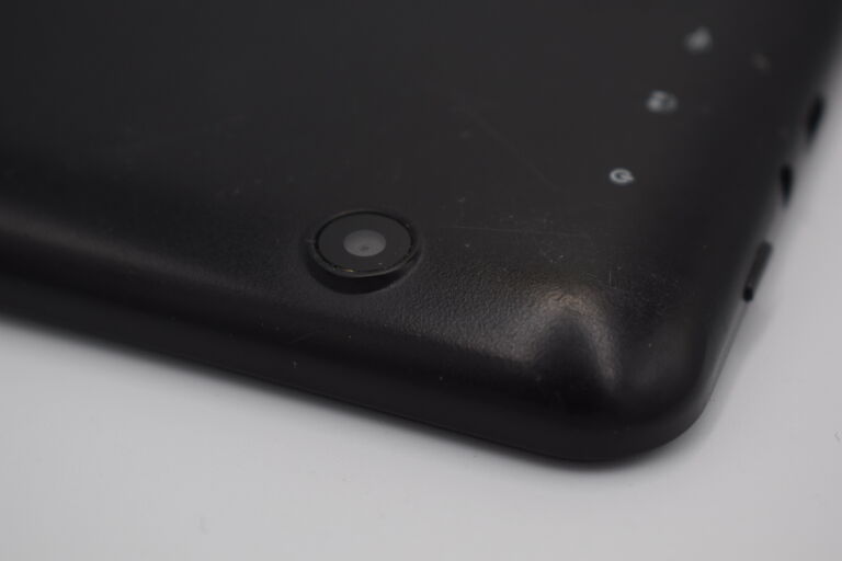 tablet-overmax-livecore-7032-18gb-wifi-komunikacja-bluetooth