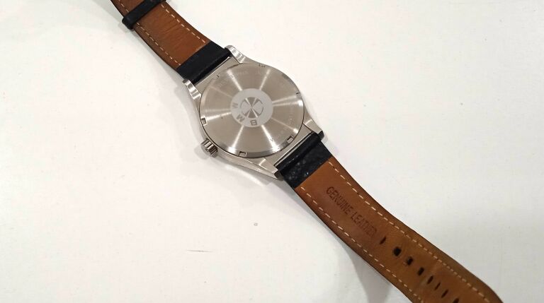 zegarek-bmw-classic-80-26-2-365-447-funkcje-brak