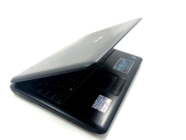 ASUS X5DC COLERON D 220 1,20GHZ/3GB RAM/320GB HDD