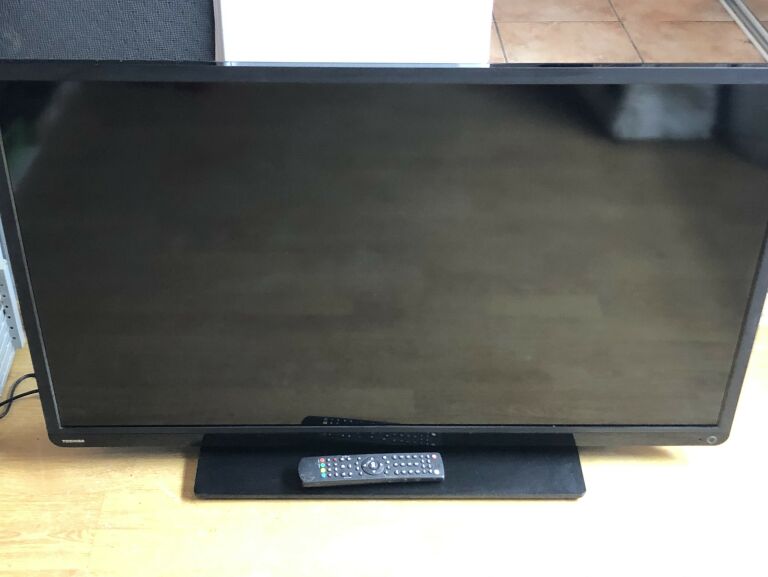 TELEWIZOR TOSHIBA 42'' 40L1333DG