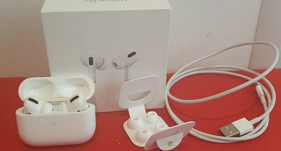airpods-pro-kpl-dabrowskiego-93-obok-poczty-lodz