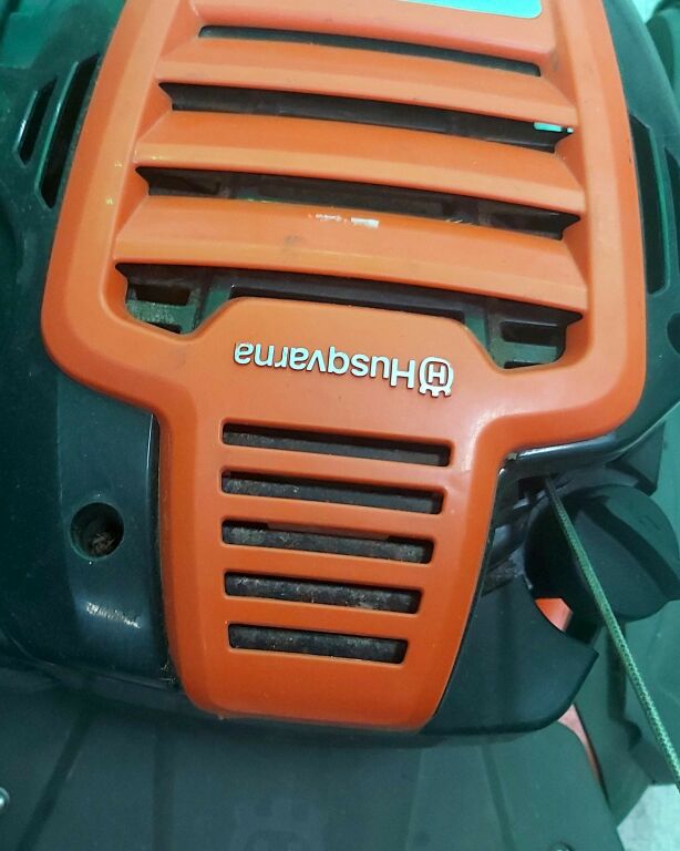 KOSIARKA SPALINOWA HUSQVARNA LB 248S