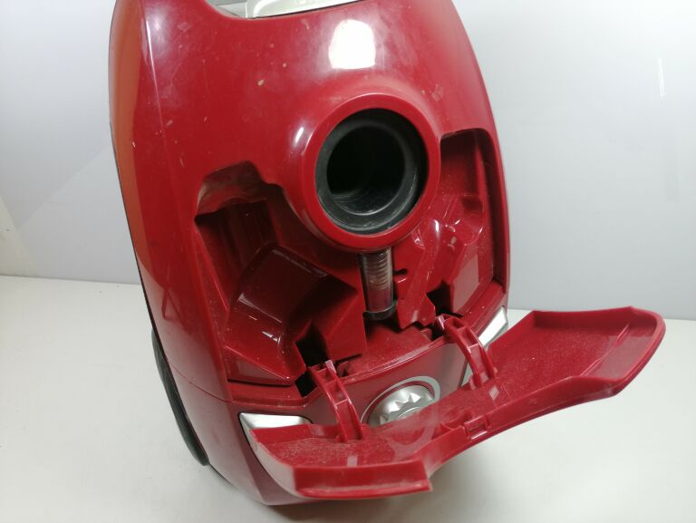 ODKURZACZ ELECTROLUX EEG43WR