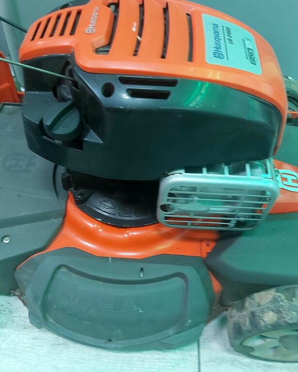 KOSIARKA SPALINOWA HUSQVARNA LB 248S