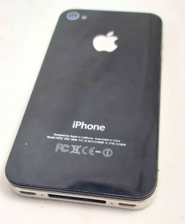APPLE IPHONE 4 (A1332) 16 GB
