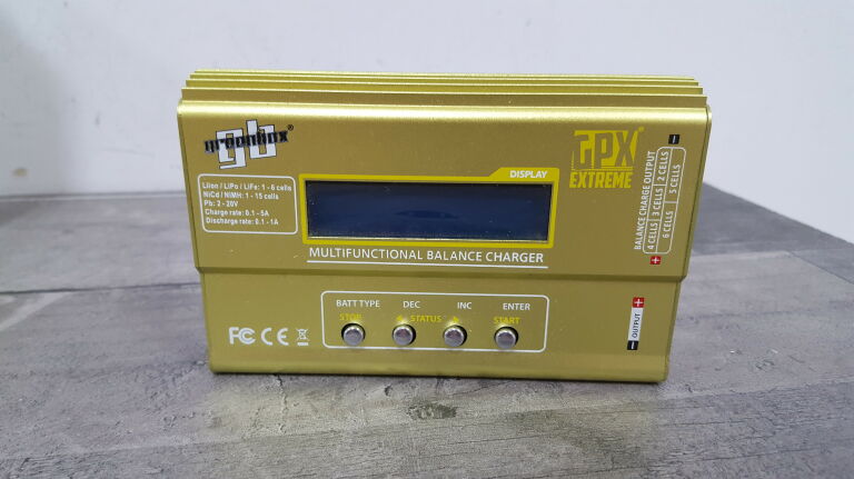 ŁADOWARKA MIKROPROCESOROWA GPX EXTREME GREENBOX
