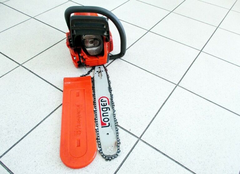 PIŁA SPALINOWA HUSQVARNA 236