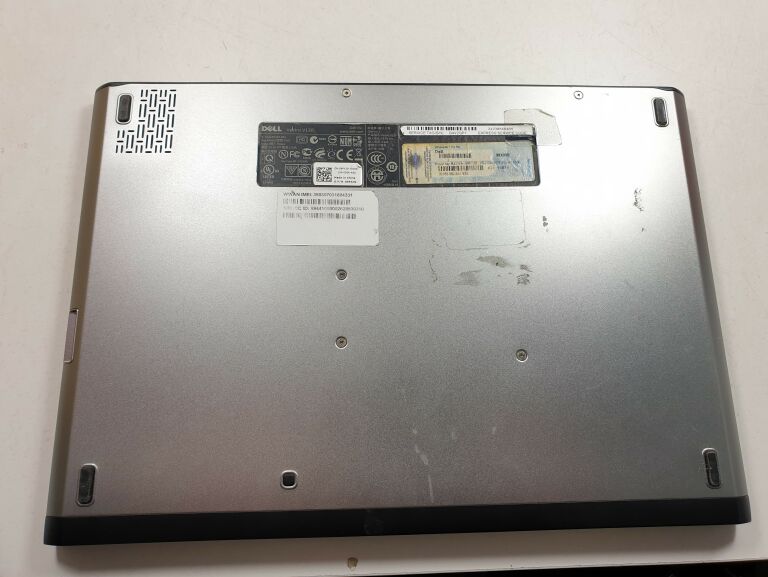 LAPTOP DELL VOSTRO V130 I3 4/128GB