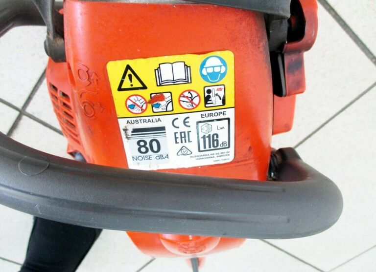 PIŁA SPALINOWA HUSQVARNA 236