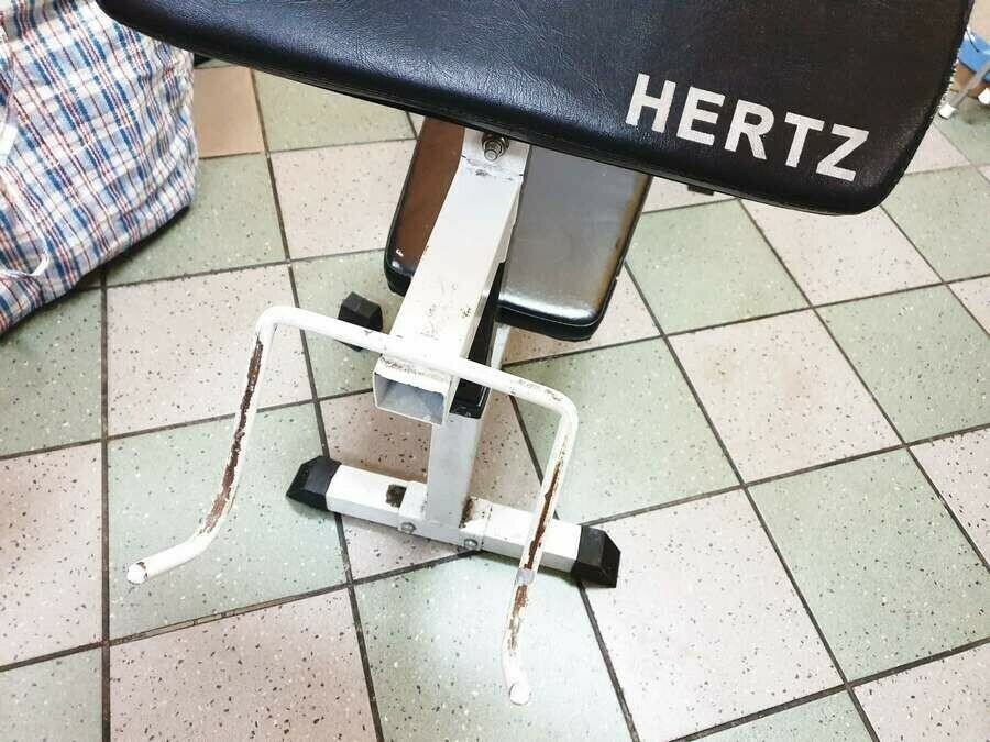 lawka-do-cwiczen-hertz-stan-uzywany