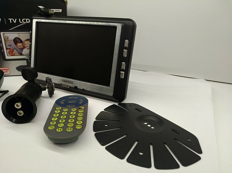 TELEWIZOR PRZENOŚNY VACOSS TV LCD 7" KOMPLET