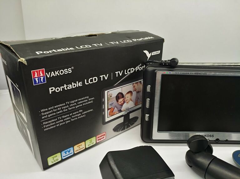TELEWIZOR PRZENOŚNY VACOSS TV LCD 7" KOMPLET