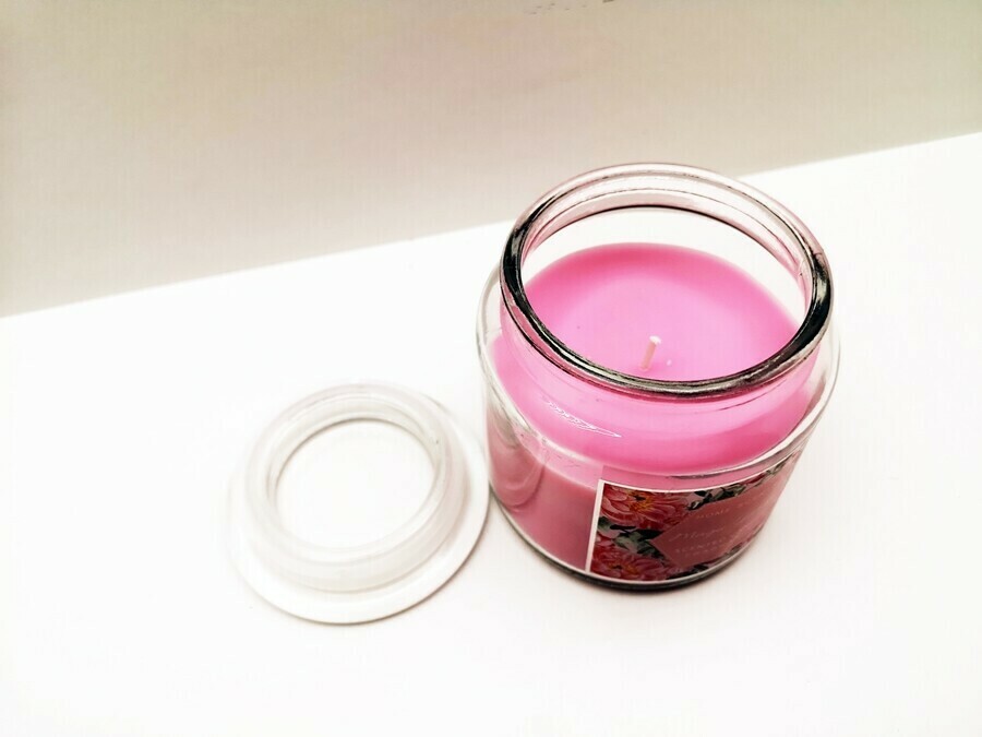 swieca-zapachowa-home-scents-magic-garden-stan-nowy