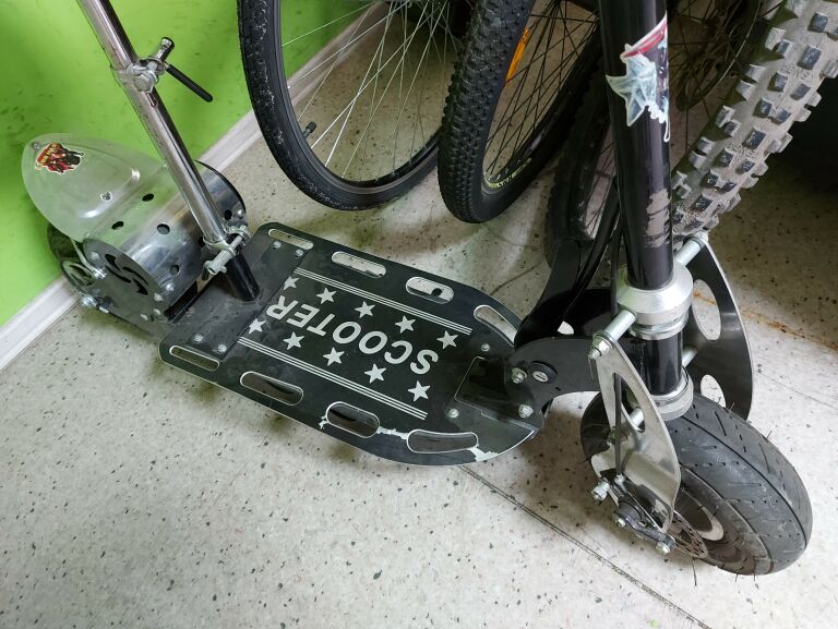 HULAJNOGA ELEKTRYCZNA SCOOTER