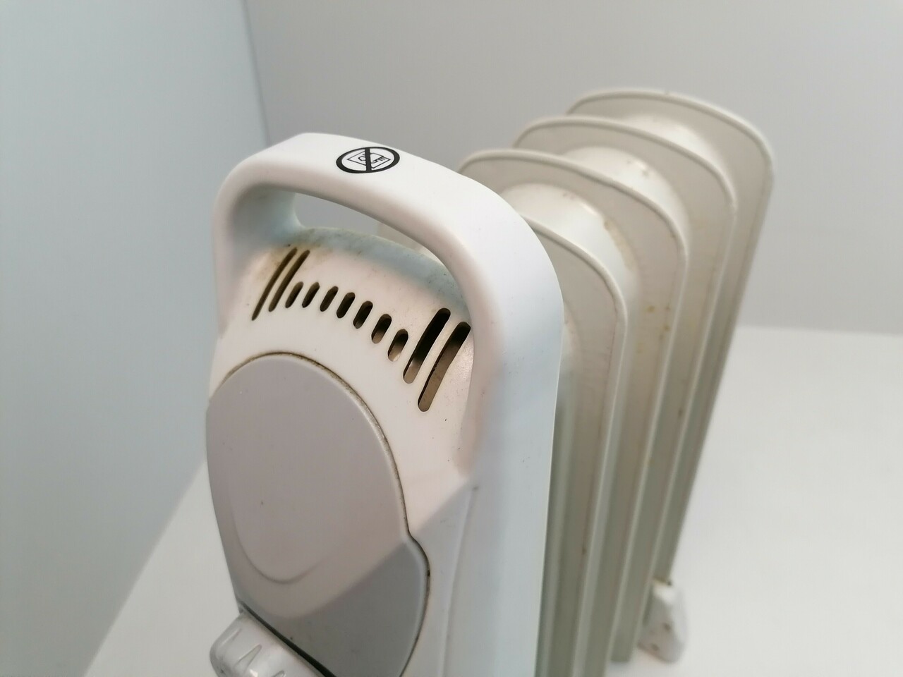 grzejnik-olejowy-selecline-450w-5-zeber-model-1234