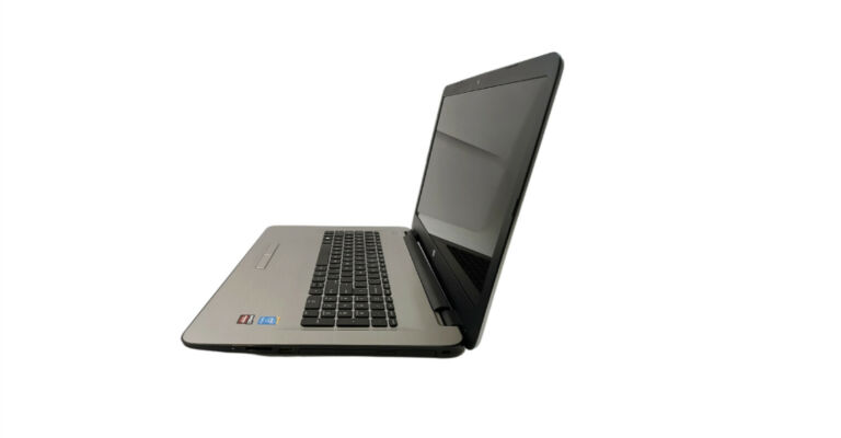 HP 17-X035NW I3-5005U 4GB 1TB HDD 17,3"