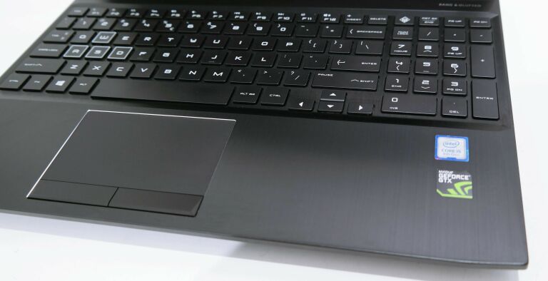 LAPTOP HP OMEN 15-DC0XXX I5/8GB/1TB+256SSD