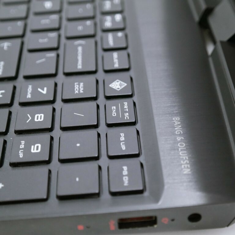LAPTOP HP OMEN 15-DC0XXX I5/8GB/1TB+256SSD