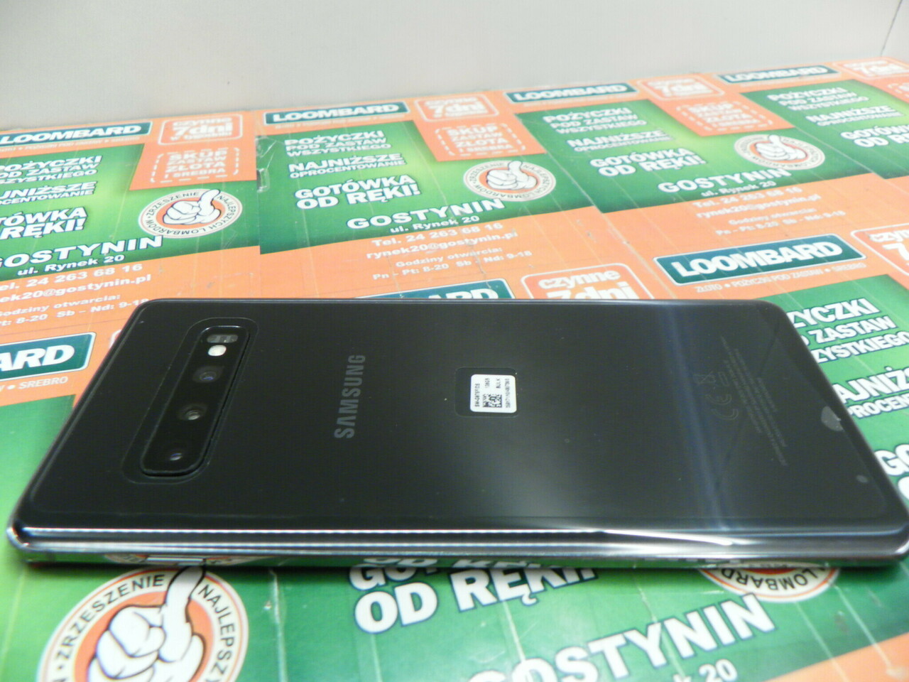 samsung-galaxy-s-10-splacony-typ-smartfon