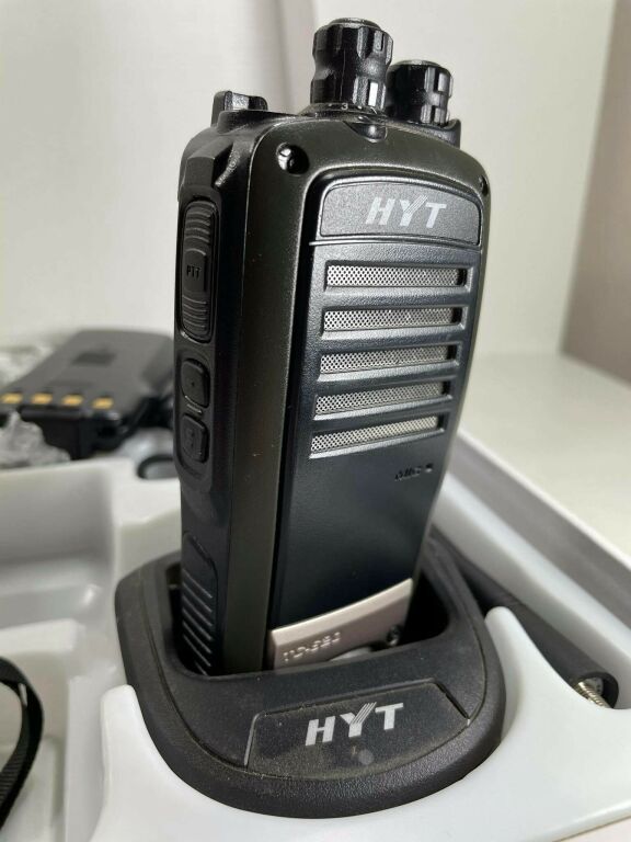 RADIOTELEFON HYT TC-620