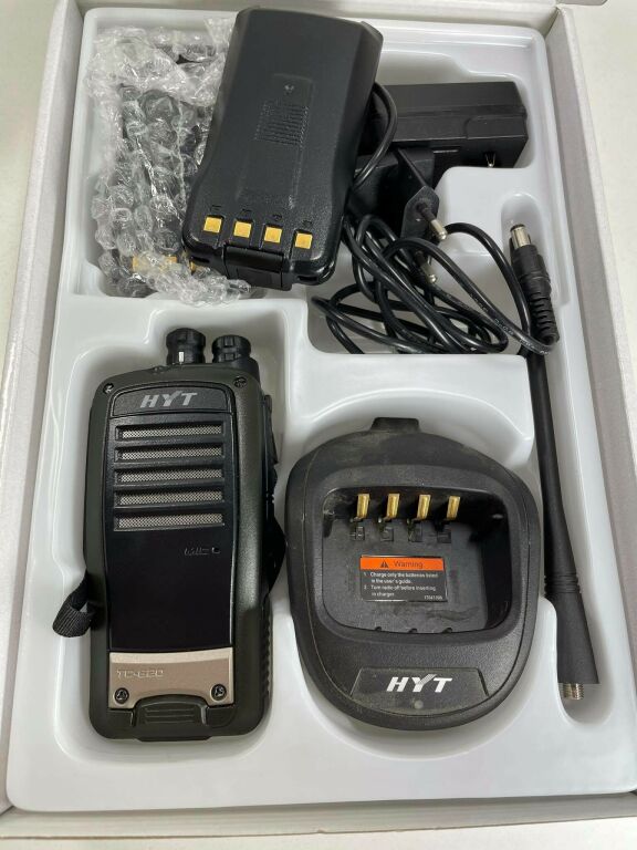 RADIOTELEFON HYT TC-620