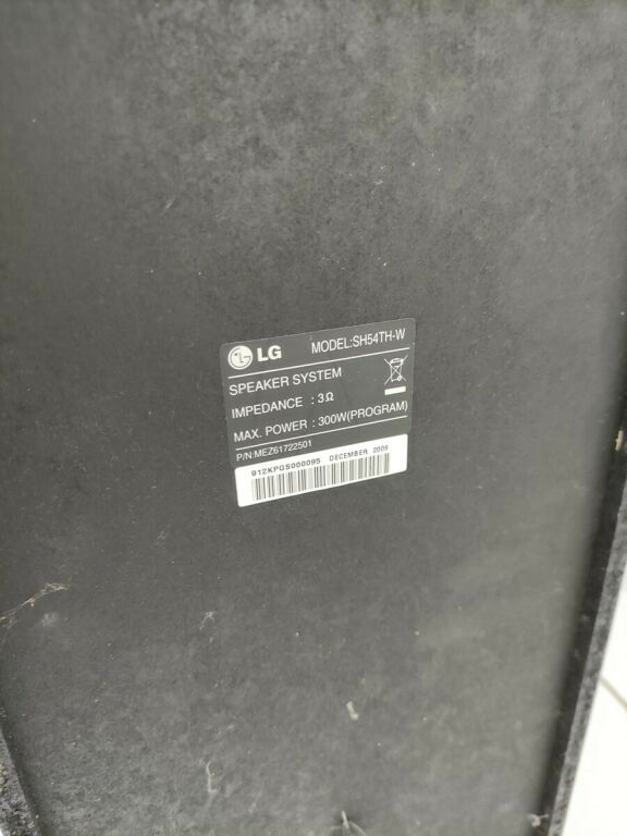 kolumny-glosnikowe-kina-domowego-lg-marka-lg