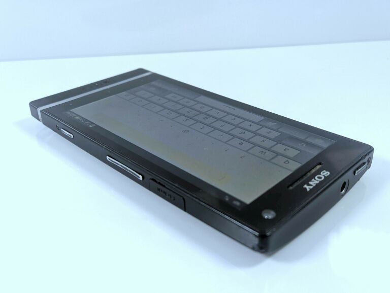TELEFON SONY LT26I #ORANGE #OPIS