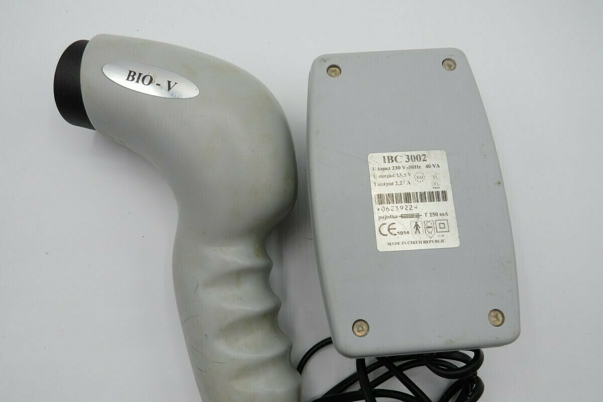 lampa-bio-v-ibc-3002-walizka-kolor-dominujacy-bezowy