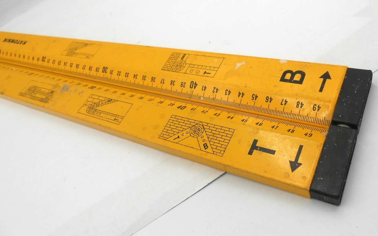 katownik-coval-polecamy-material-tworzywo-sztuczne