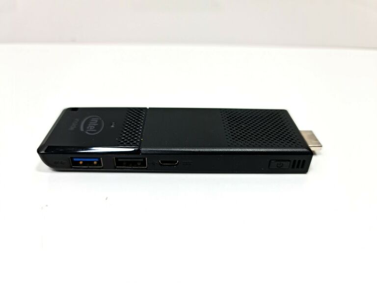 MINIKOMPUTER INTEL COMPUTE STICK BOXSTK1AW32SC