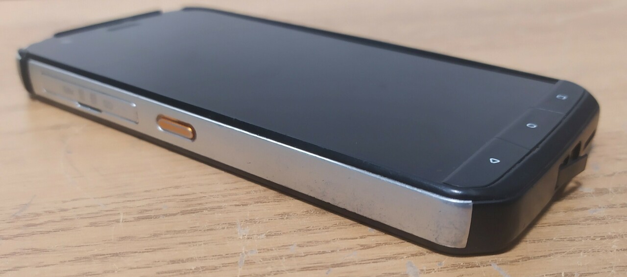 smartphone-caterpillar-cat-s61-ip68-64gb-dual-sim-kod-producenta-cs61dabrowkn