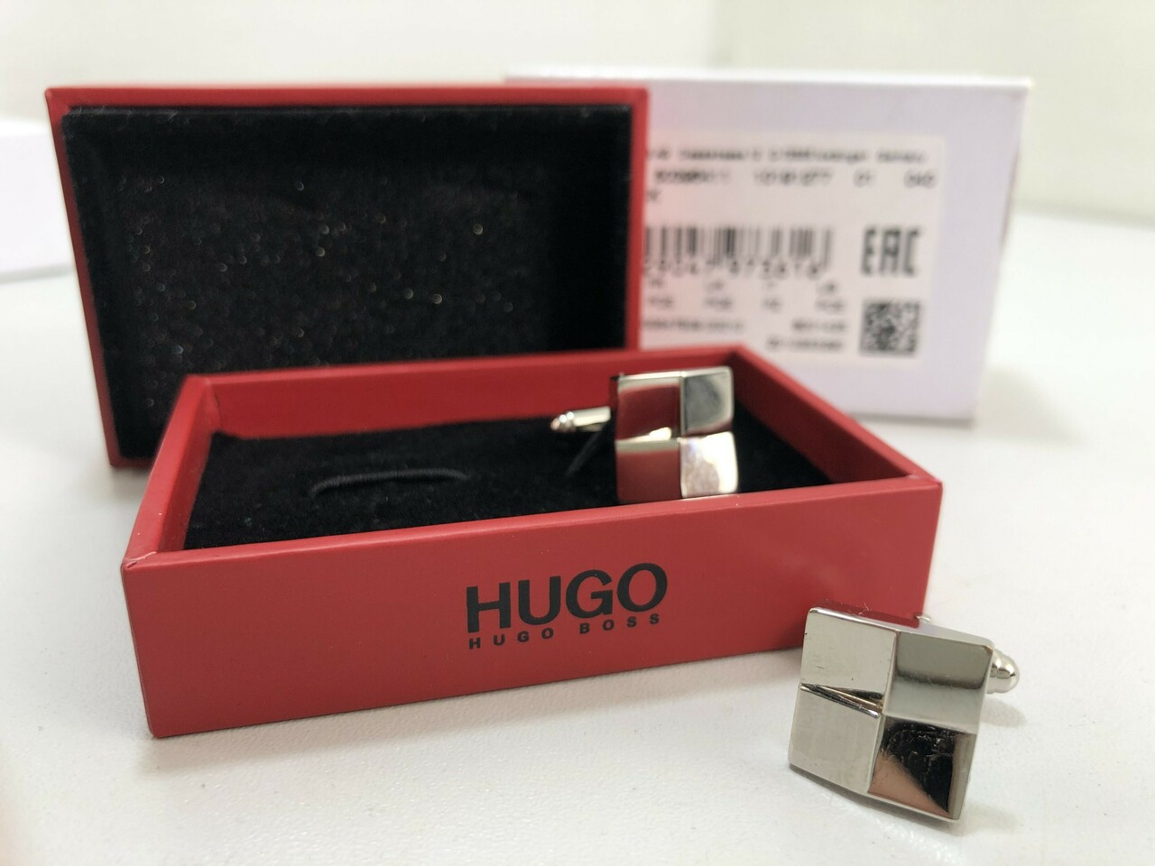 spinki-do-mankietow-hugo-boss-pud-stan-nowy