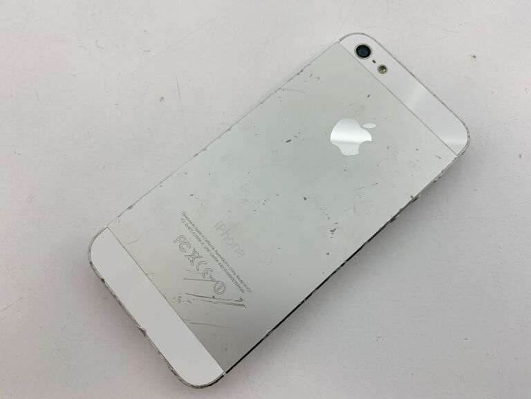 APPLE IPHONE 5 /USZKODZONY