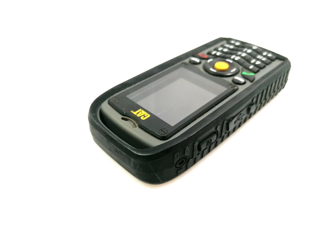 telefon-caterpillar-cat-b25-przekatna-ekranu-2