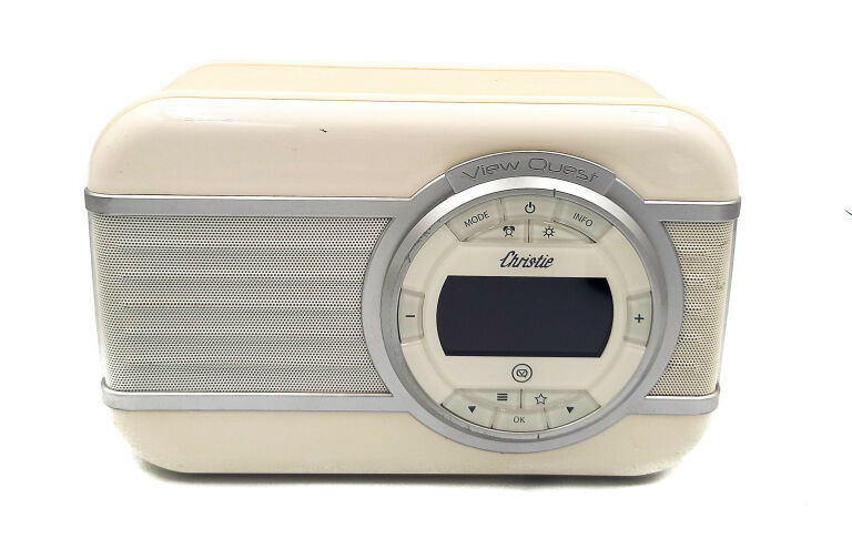 RADIO VIEW QUEST CHRISTIE RADIO DAB