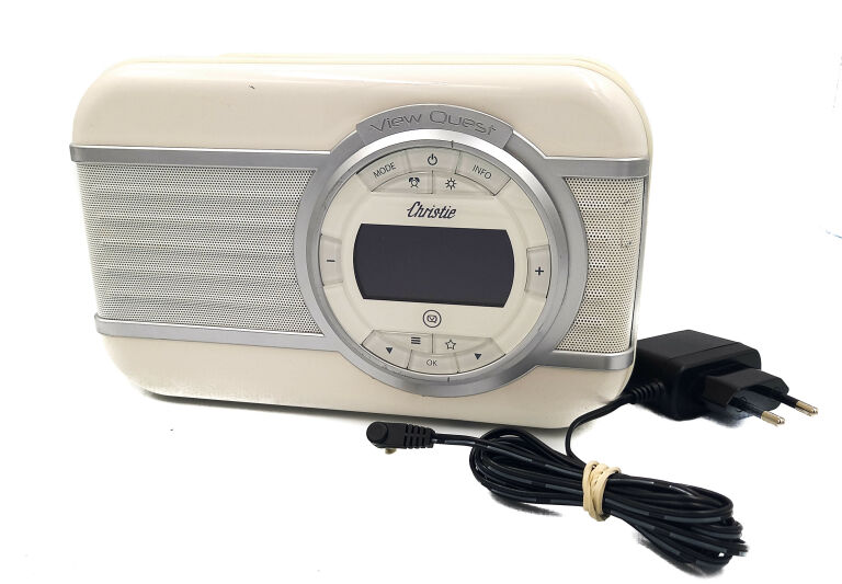 RADIO VIEW QUEST CHRISTIE RADIO DAB