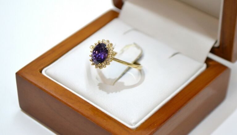 zloty-pierscionek-pr585-14k-r19-251gr-rodzaj-2205-2